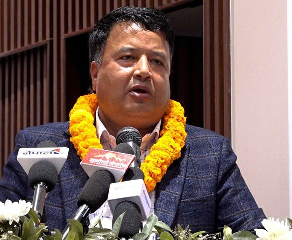 आफ्नो क्षेत्रमा समेत महेश बस्नेत  जनप्रिय