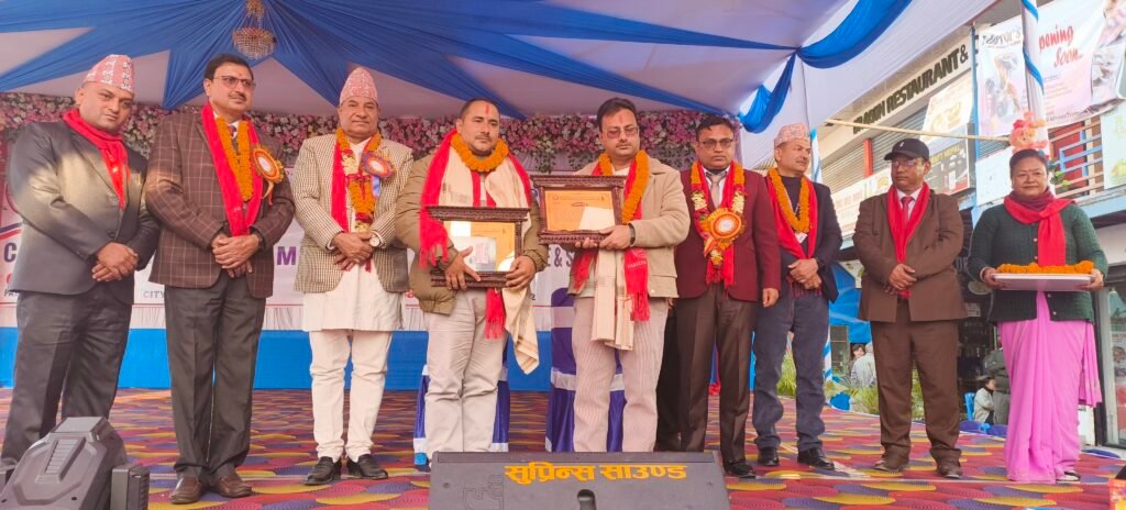 प्याप्सनको ३५औ स्थापना दिवसमा सञ्चारकर्मी न्यौपाने र भण्डारी सम्मानित