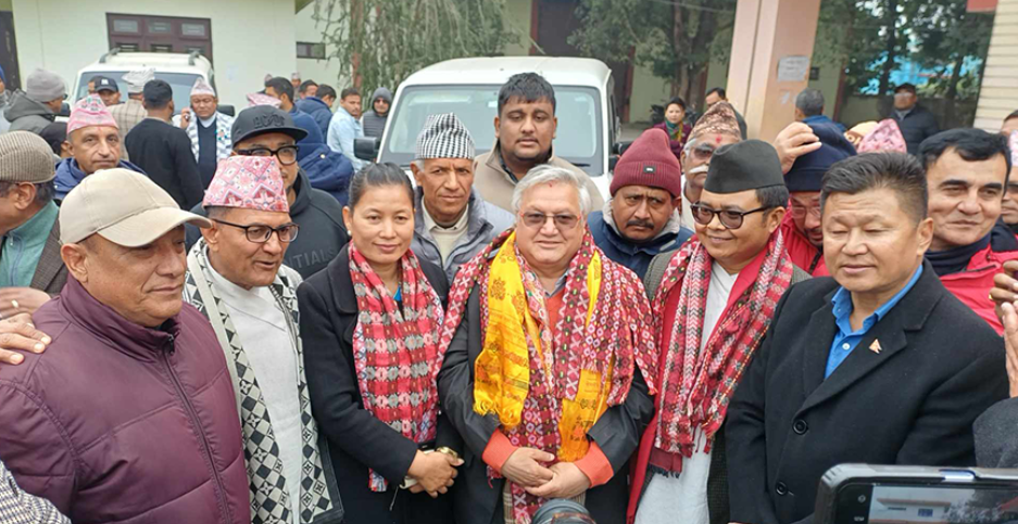 राष्ट्रिय सभाका लागि कोशी प्रदेशबाट रोशनी मेचे सोम प्रोतेल र थापालाई गराए उम्मेदवारी दर्ता
