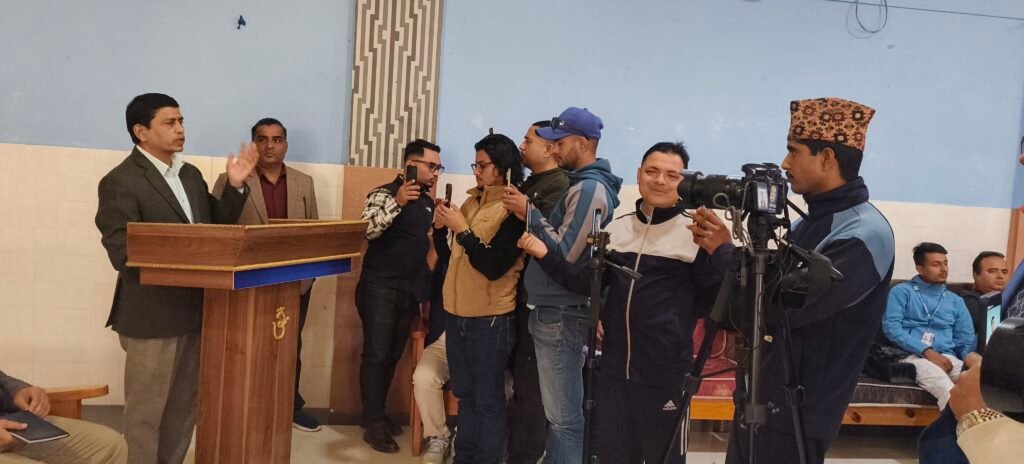 निर्वाचन आचार संहिताको कार्यान्वयनमा कढाइ: युट्युबरको गतिविधि समेत निगरानीमा